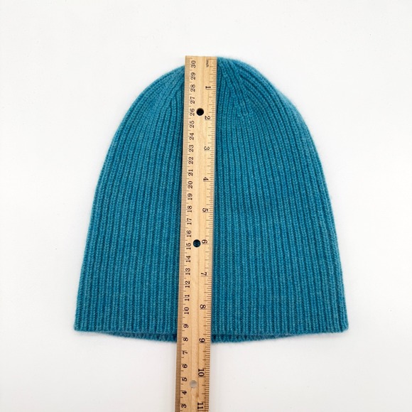 UNIQLO 100% Cashmere Ribbed Knit Beanie Womens OS Turquoise Blue Cozy Casual